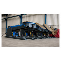 Pozycjonery hydrauliczne MOST MHP widziane z boku w hali